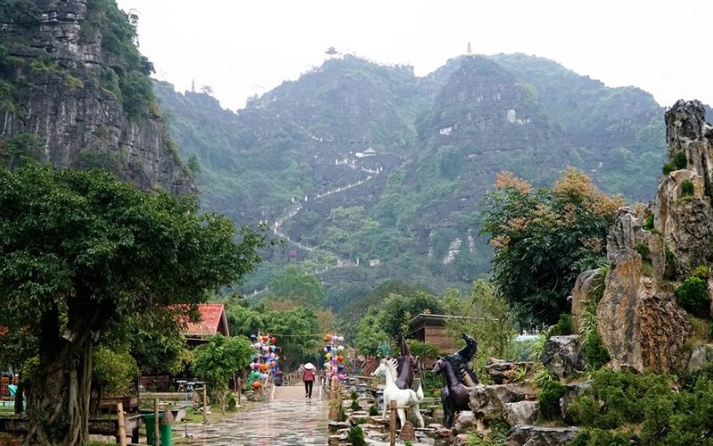 Lên kế hoạch chi tiết và tìm hiểu điểm tham quan