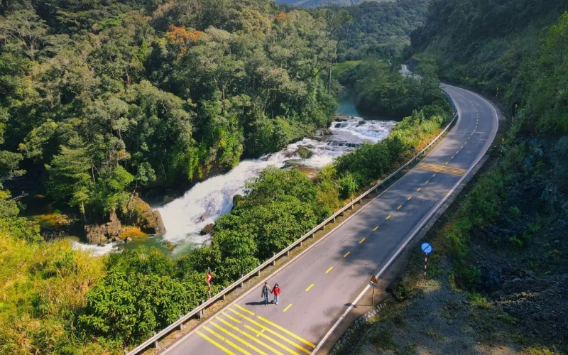 Phượt đèo Khánh Lê