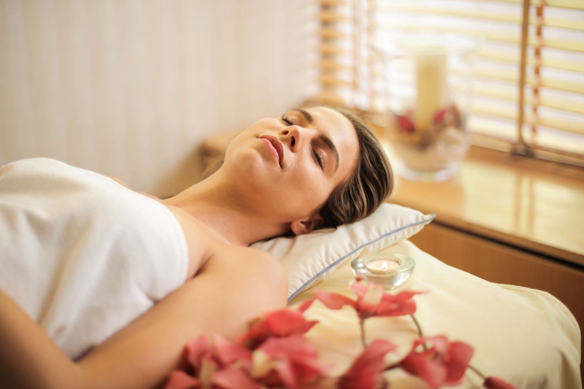 Trải Nghiệm Massage Cổ Truyền TPHCM Sau Chuỗi Ngày Deadline Của Dân IT